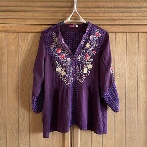 Johnny Was Embroidered Boho Purple Tunic -Sz L